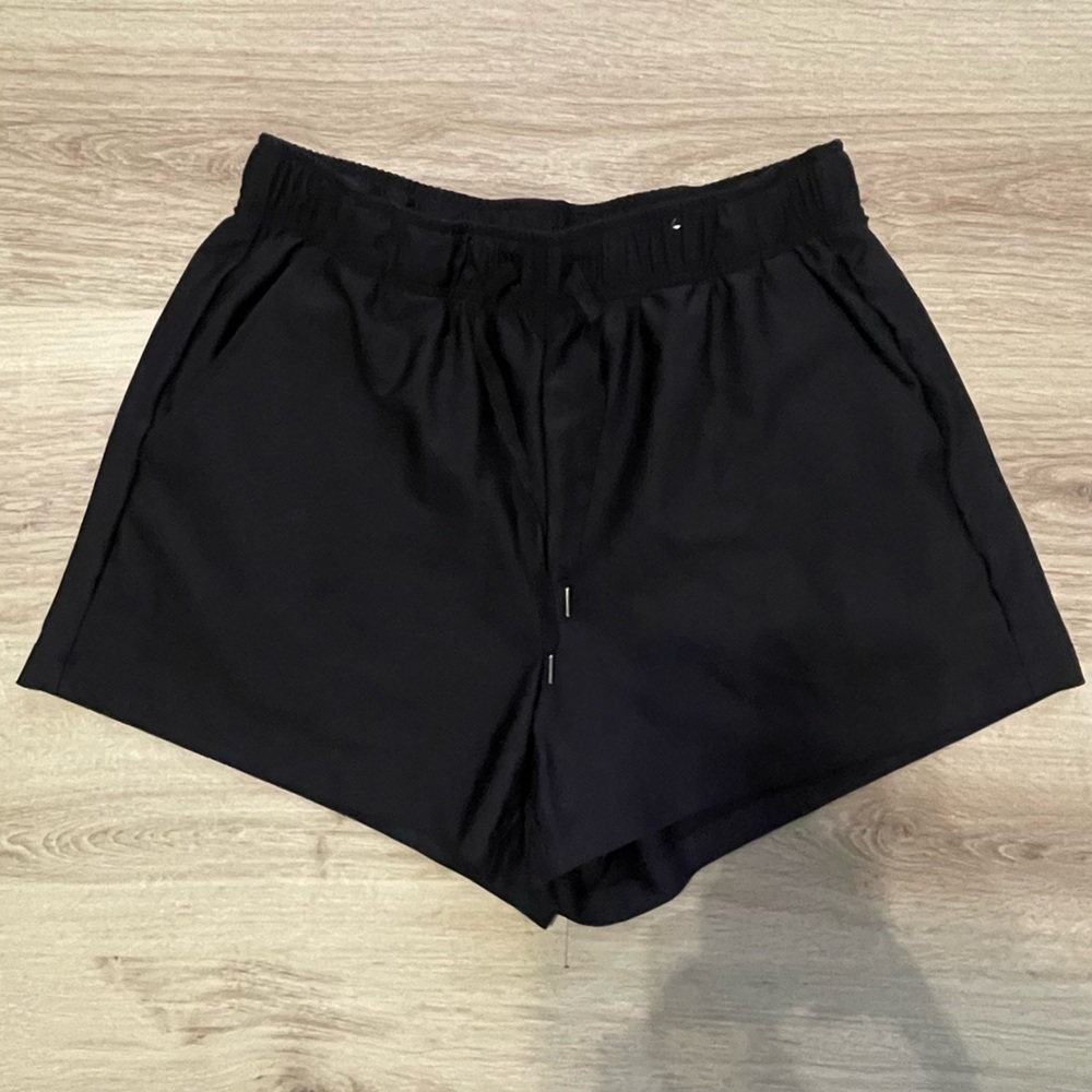 Old Navy black powersoft workout shorts